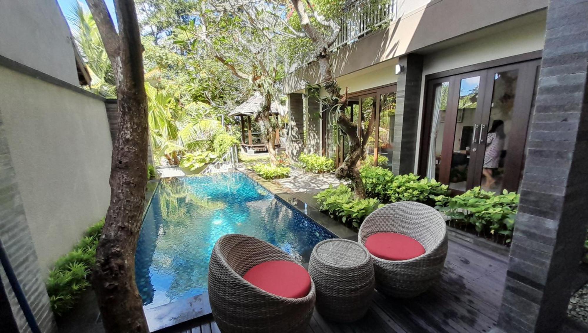 Villa Sakura Jimbaran Exterior foto