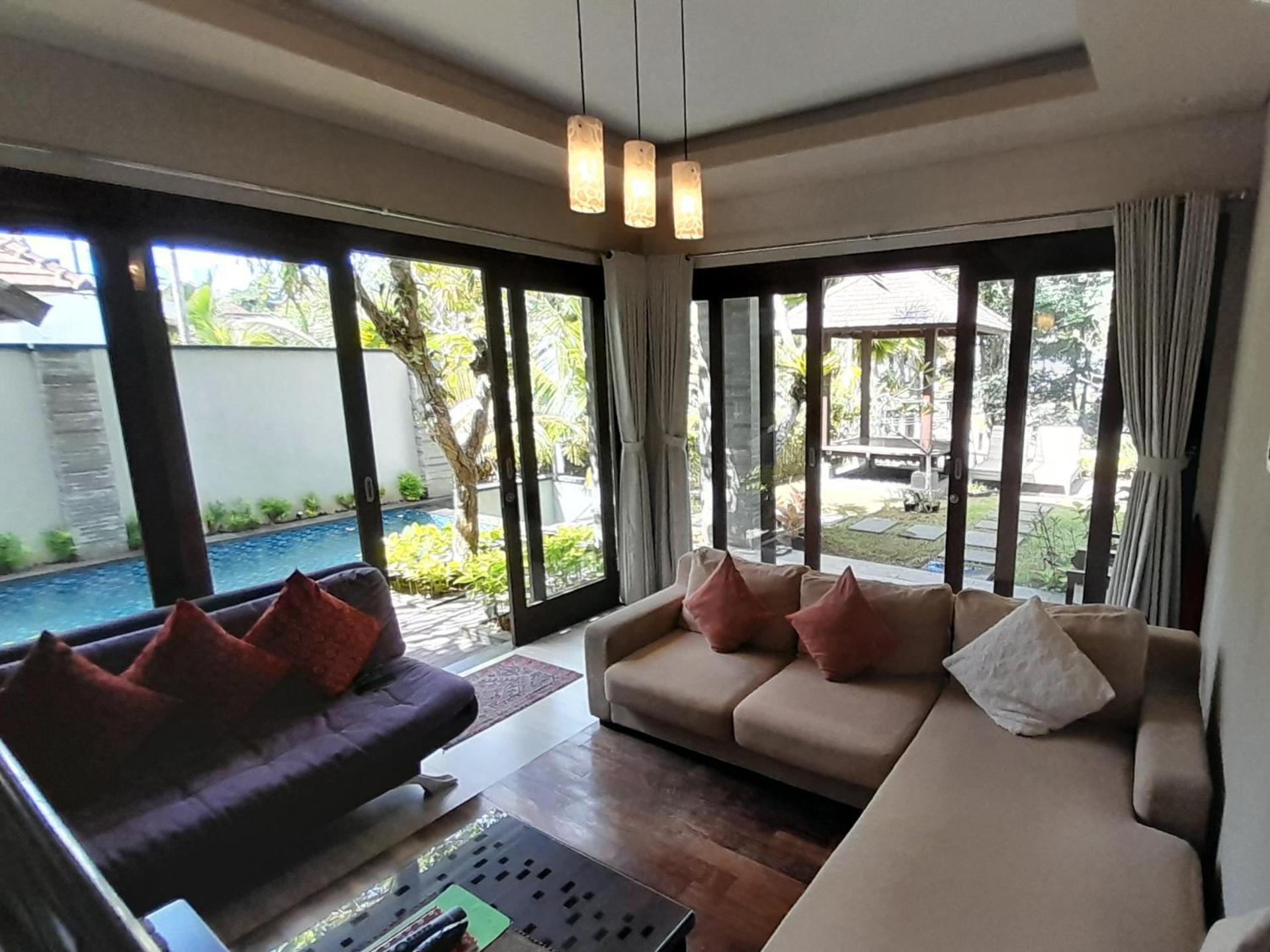 Villa Sakura Jimbaran Exterior foto