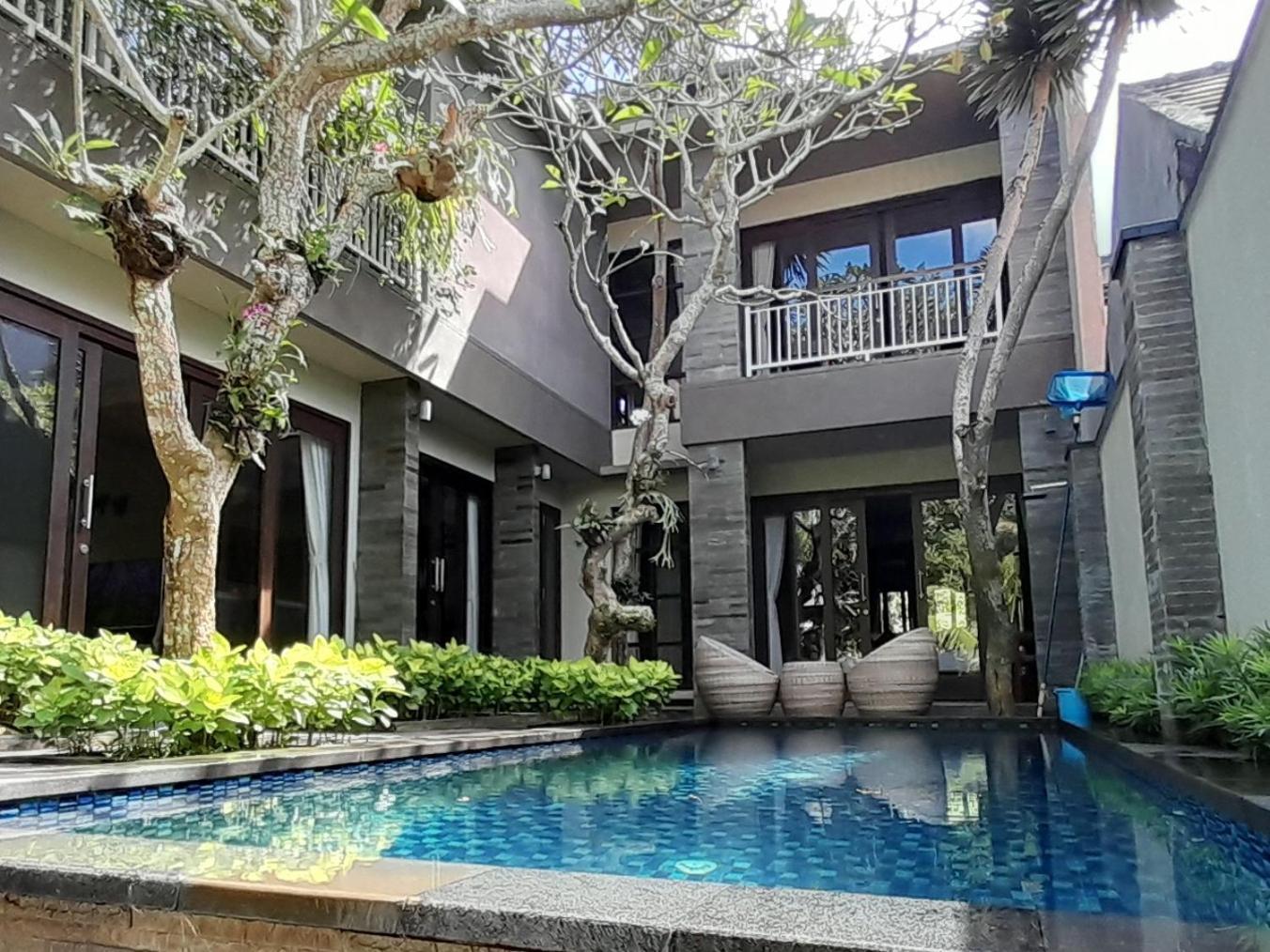 Villa Sakura Jimbaran Exterior foto